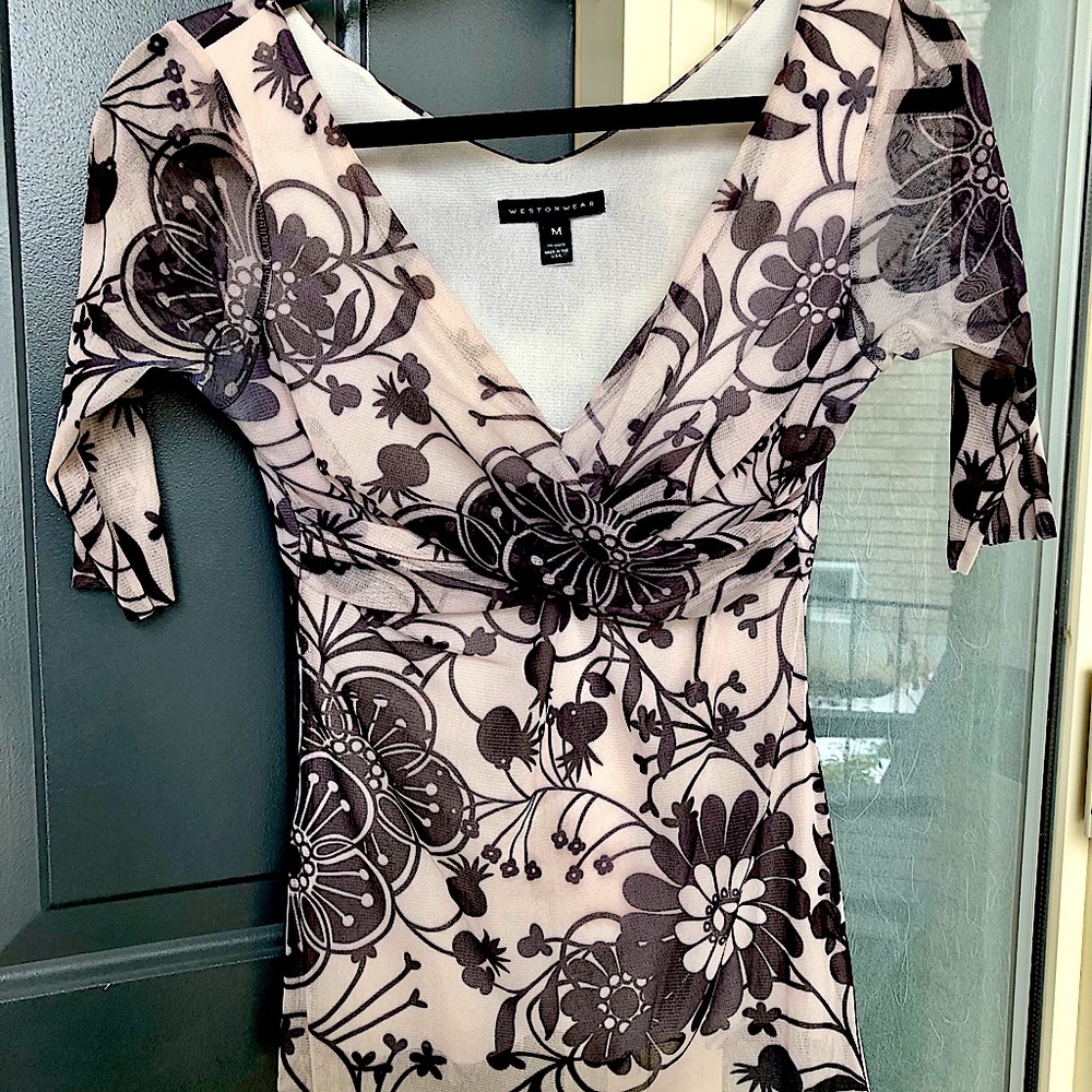 Weston Wear Sheer Elbow Length Stretchy Top Lined